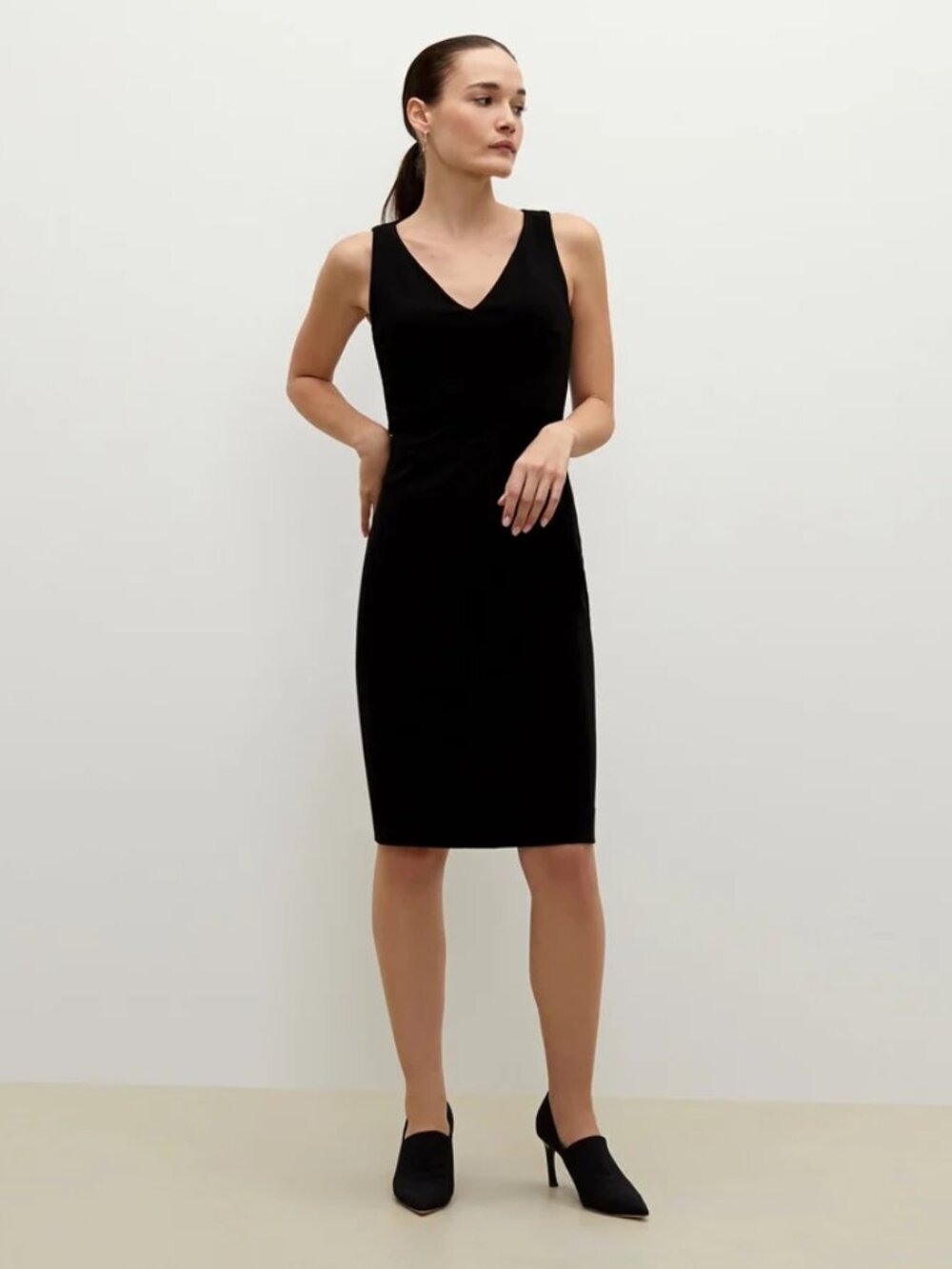 MM LaFleur Rachel Dress Sz 10 V Neck Sheath LBD Classic Office Career Capsule